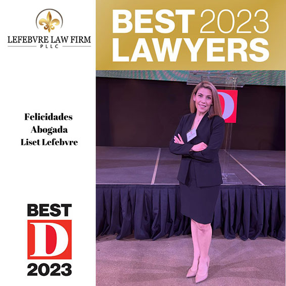 Liset Lefebvre in front of the D Magazine stage | Best 2023 Lawyers | Felieidades Abogada Liset Lefebvre